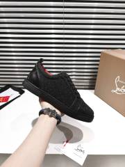 1:1 quality version Embroidered Heel Signature Red Sole Low-Top Casual Sneakers 3 colors 28894913