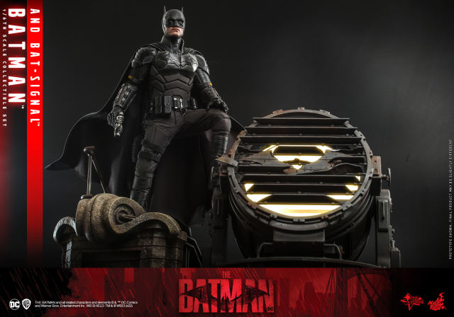 Hot Toys 1/6 MMS641 - The Batman - Batman and Bat-Signal Collectible Set IN STOCK