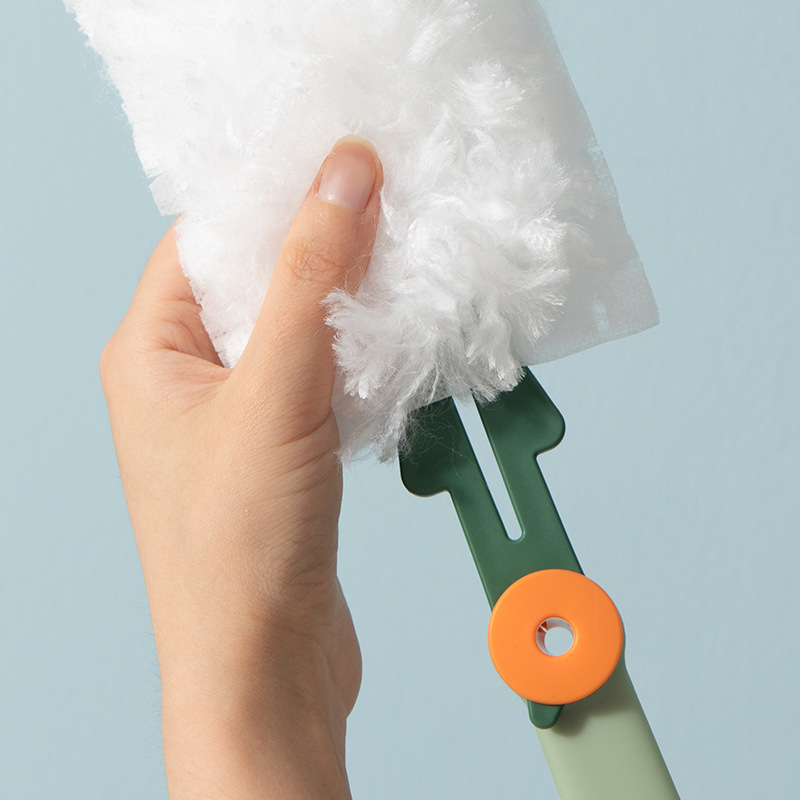 Disposable electrostatic duster