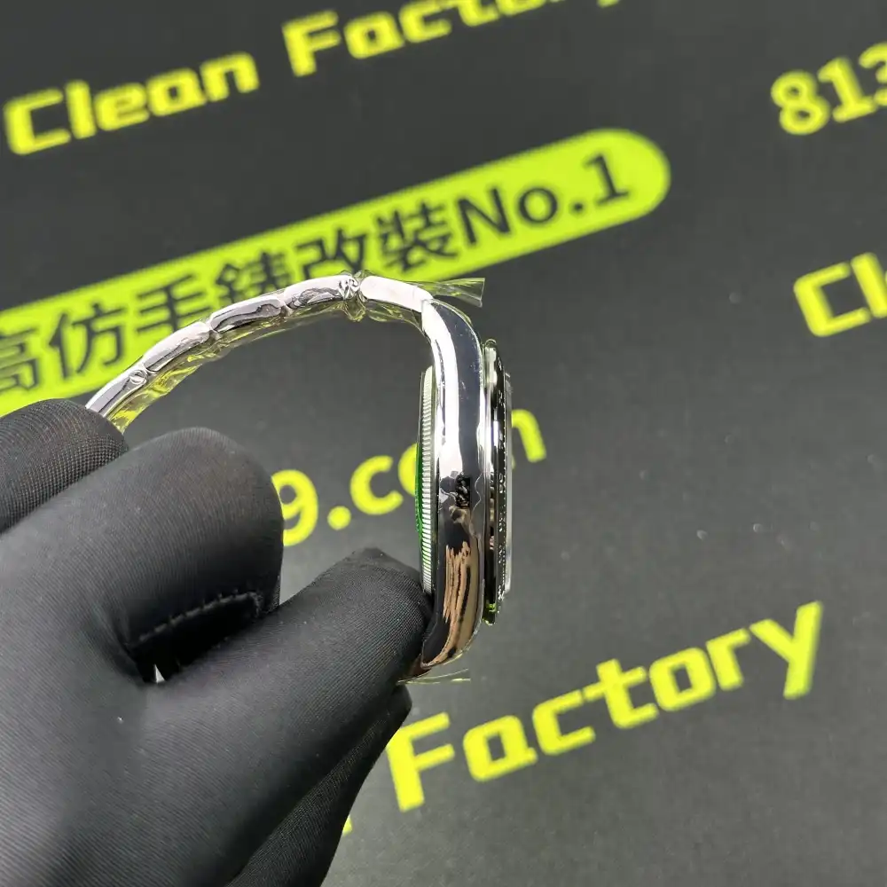 VS廠熊貓迪m126500ln-0001側視厚度11.9mm實拍
