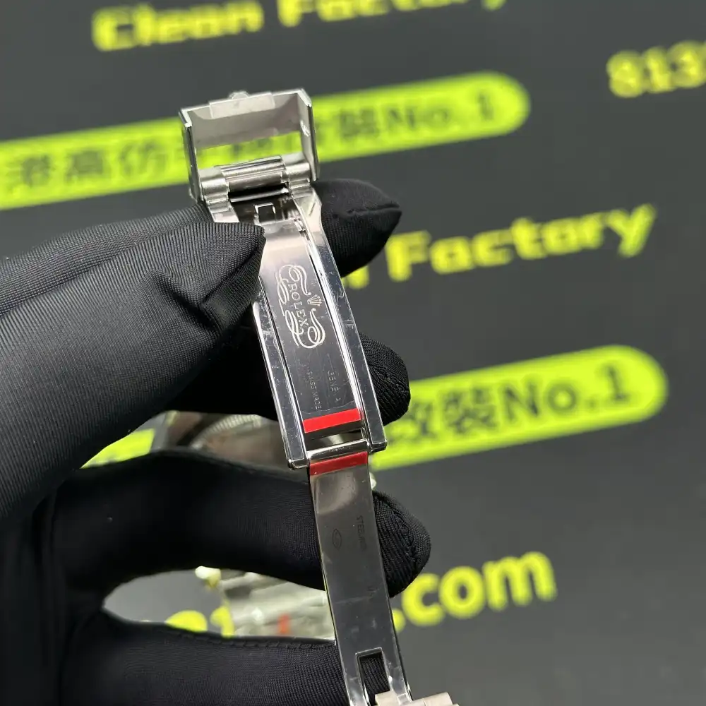 VS廠熊貓迪m126500ln-0001錶扣皇冠刻印實拍