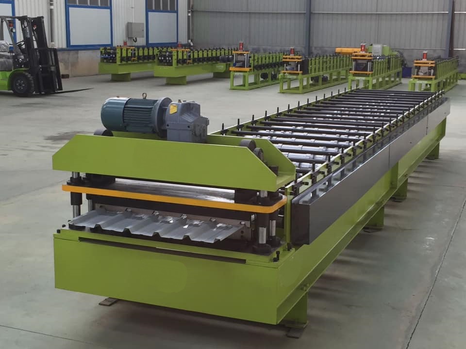 HOW TO CHOOSE A RELIABLE ROLL FORMING MACHINE SUPPLIER IN CHINA?