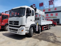 Dongfeng 8x4 Truck Mounted With SHENBAI 16Ton Hydraulic Telescopic Boom Crane