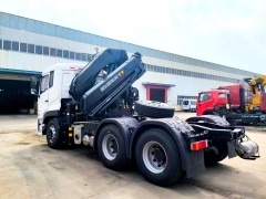 Hydraulic Truck Mounted Crane 20Ton 25Ton Dongfeng 6x4 Tractor with Crane