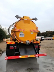 Euro 3/5 Dongfeng 4x2 Sewage Suction Truck Suction Sewage Truck Clean Water Tank Vacuum Sewage Tanker Truck for Sale