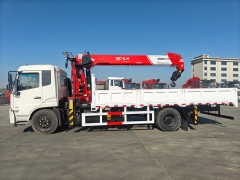 Shenbai Dongfeng 4X2 8 Ton Telescopic 4 Booms Lifting Crane Mobile Transport Heavy Duty Load Export