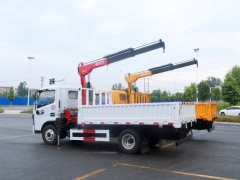 Shenbai Dongfeng 4X2 1.8 Ton Hydraulic Telescopic Boom Mini Mobile Straight Boom Loader Transport Mounted Crane