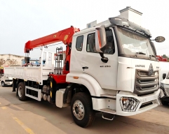 Shenbai Sinotruk Howo Truck Mounted Crane 4X2 Telescopic Boom Lorry Load Liting Crane Transport Construction Export