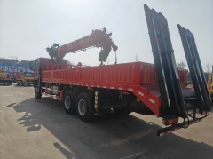6X4 SINOTRUK HOWO Truck Mounted Loader Truck With Shenbai 14Ton 5 Section Arms Telescopic Boom Crane