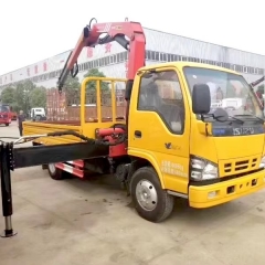 Best Quality 1SUZU 4x2 Small Pickup Truck Palfinger 3Ton Knuckle Folding Arm Crane