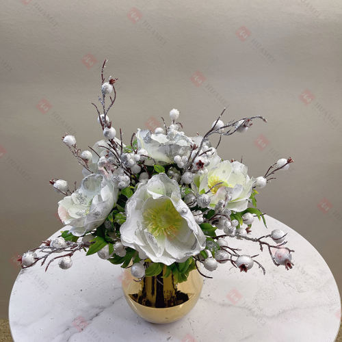 White Christmas Magnolia