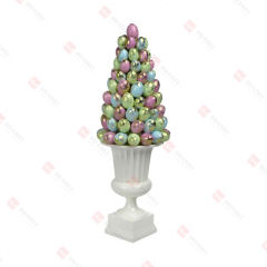 RESIN EGG TOPIARY
ON URN