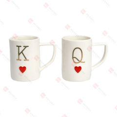 PORCELAIN MUG W/
K & Q OF HEARTS DECAL