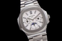 Replica Patek Philippe PP Watch Cal.240 Full Function Movement 5740 Best Quality 1:1 40mm Nautilus Watch