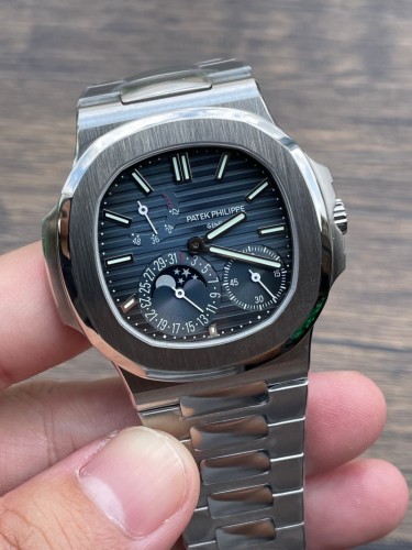 Replica Patek Philippe Cal.324 Clone Movement 5711 5A Quality PPF Factory 40mm Watch