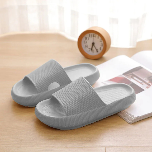 Thick Platform Bathroom Home Slippers Women Fashion Soft Sole EVA Indoor Slides Woman Sandals 2023 Summer Non-slip Flip Flops