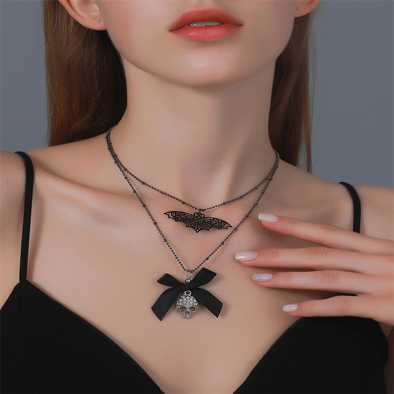 Wholesale Jewelry Halloween Bow Bat Skull Alloy Layered Necklace