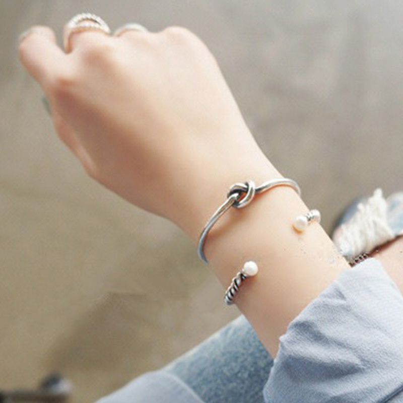 Wholesale Jewelry Simple Knotted Open Lady Bracelet