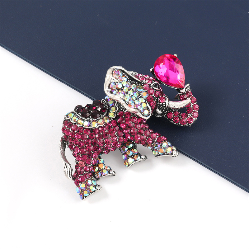 Wholesale Alloy Diamond Elephant Brooch Fashion And Popular