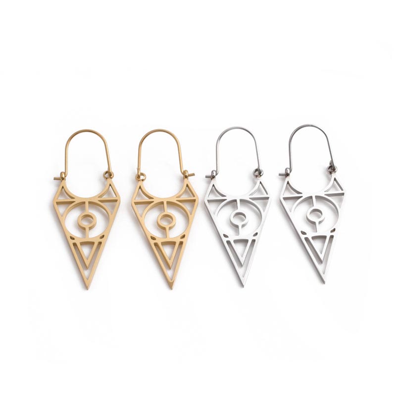 Creative Stainless Steel Fashion Simple Triangle Eye Earrings Manufacturer