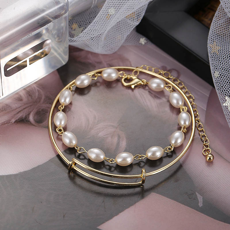 Wholesale Vintage Baroque Pearl Bracelet Hollow Metal