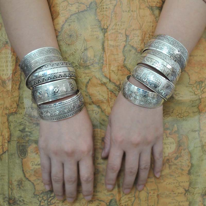 Wholesale Retro Wide Bracelet Bohemian Carved Hand Decorations Fashion