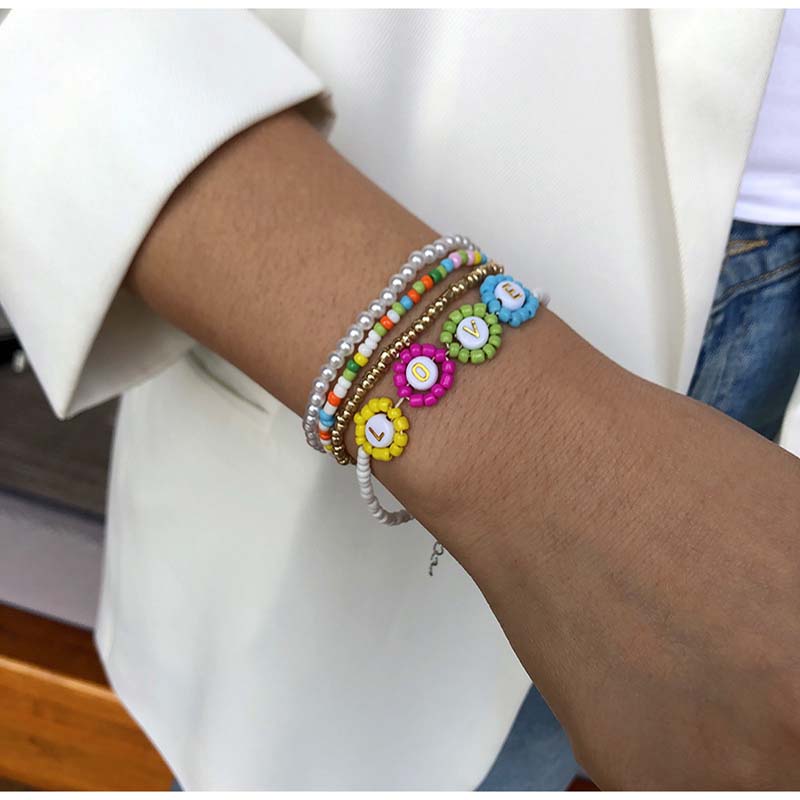 Wholesale Original Letters Daisy Flowers Resin Multi-layer Bracelet