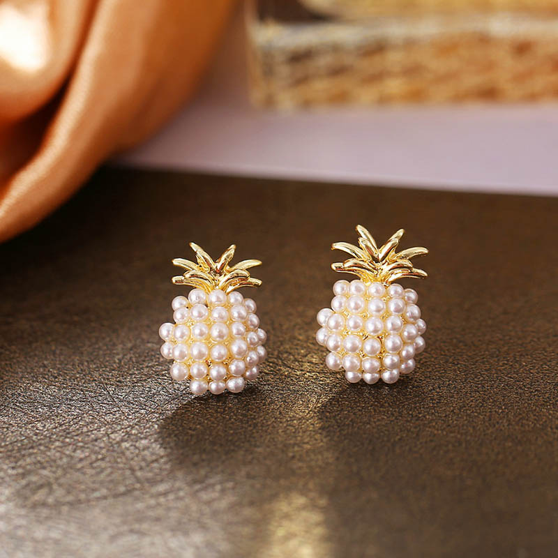 Wholesale Vintage Pearl Fruit Stud Earrings Creative Beach Pineapple Pattern