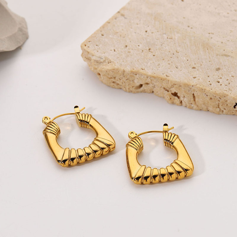 Trapezoidal Earrings Stainless Steel Jewelry Fashion Personality Hugs Ladies Gifts Supplier