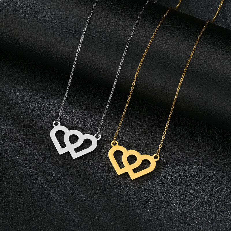 Wholesale Electroplated Non-fading Love Couple Titanium Steel Pendant Necklace