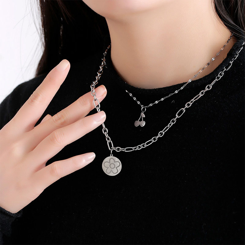Titanium Steel Necklace Female Double-layered Collarbone Chain  Hip-hop Chain Jewelry Distributor