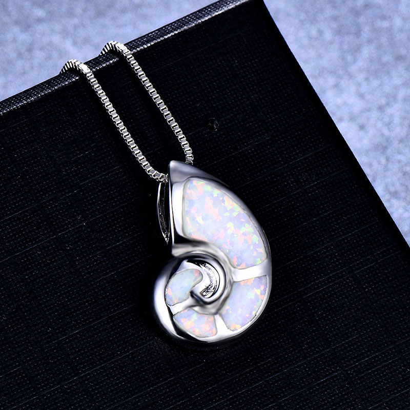 Wholesale Selling Fashion S925 Blue And White Australia Treasure Snail Necklace