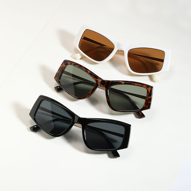 Square Semi-metallic Black Sunglasses Distributor