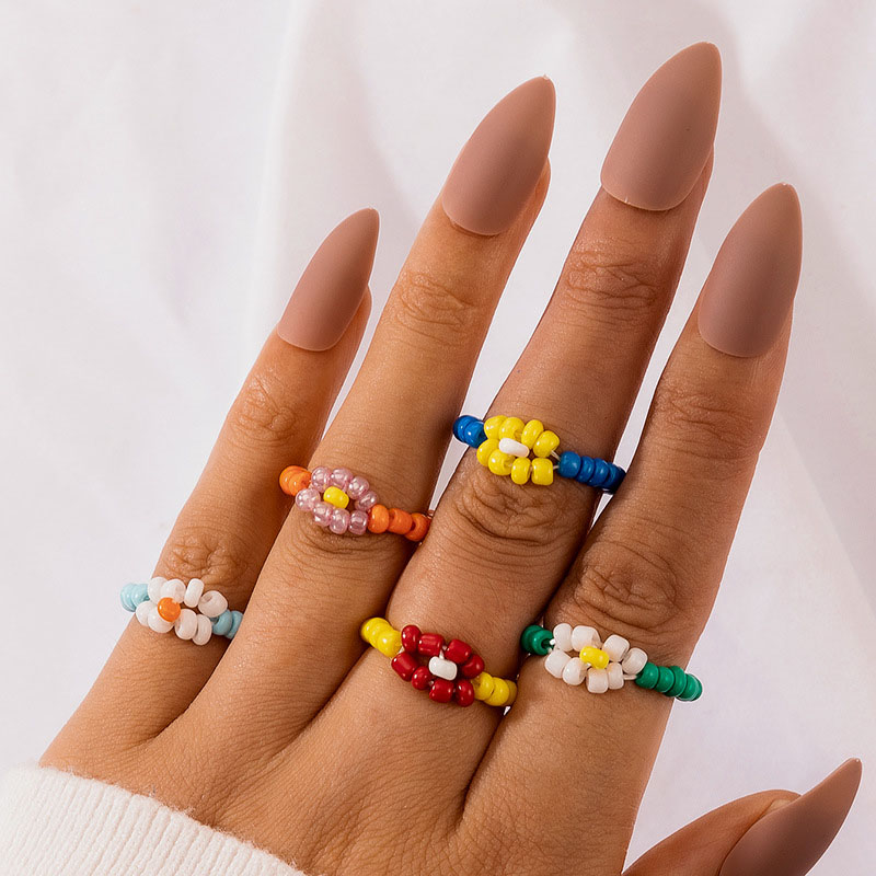 Wholesale Small Fresh Flowers Woven Rice Beads Japanese Cute Girl Tail Ring Set Of Five Pieces Vendors