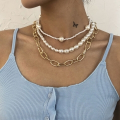 Wholesale Geometric Simple Pendant Chain Fashion Pearl Necklace Exquisite Creative Niche Design Necklace Vendors