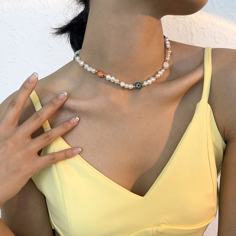 Wholesale Imitation Pearl Flower Simple Necklace Alloy Bohemian Style Fashion Temperament Clavicle Chain Vendors