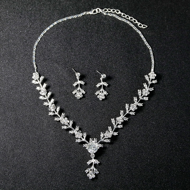 Fashion High-end Temperament Necklace And Earrings Two-piece Set Manufacturer