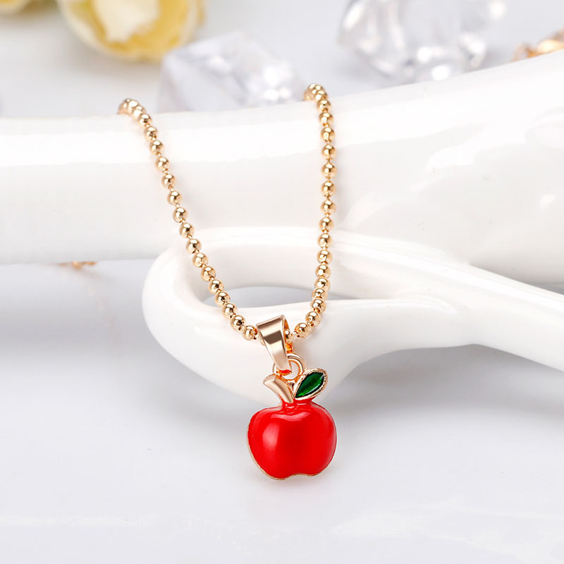 Hundreds Of Alloy Christmas Fashion Cartoon Red Apple Necklace Manufacturer