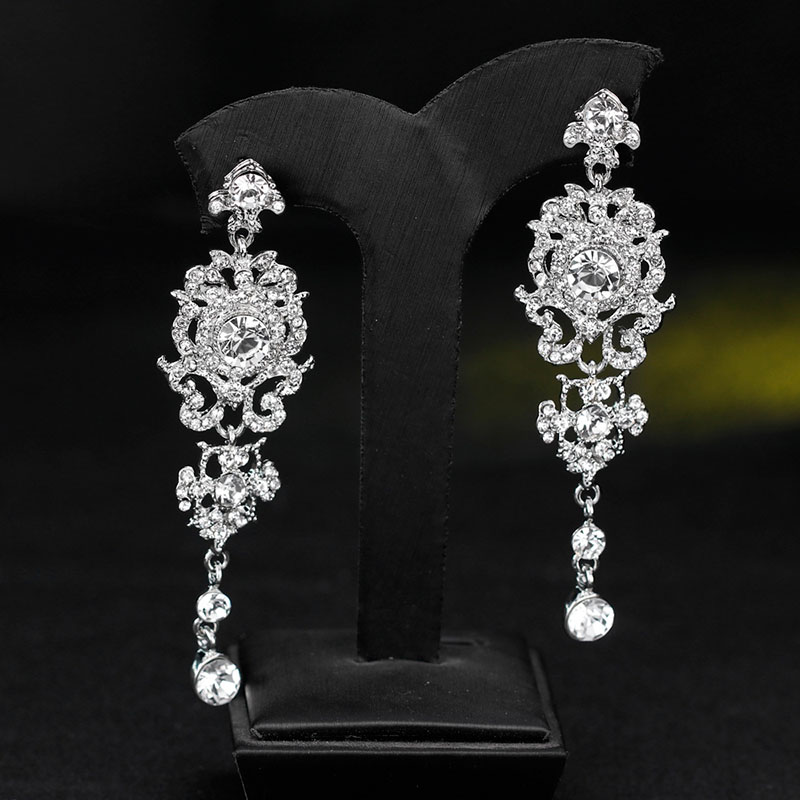Popular Bridal Earrings With Hollow Carved Fashion Earrings Distributor