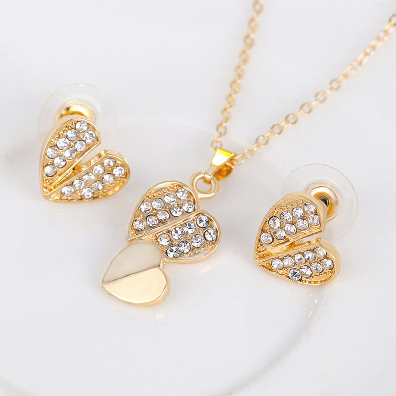 Love Alloy Diamond Set Necklace Earrings Ring Bracelet Set Of 4 Distributor