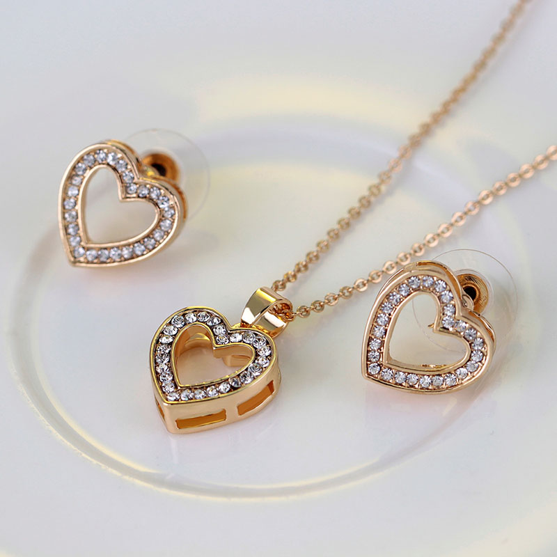 Heart Shaped Necklace Earrings Ring Bracelet Set Of 4 Distributor