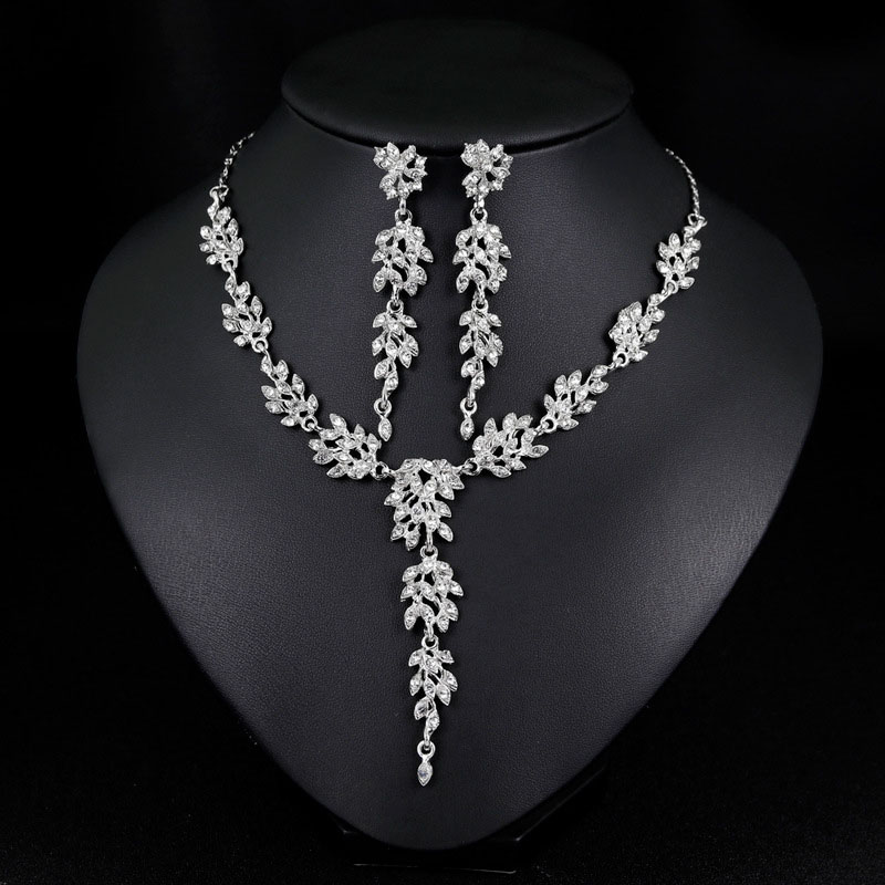 High-grade Fashion Creative Diamond-set Necklace And Earrings Two-piece Set Manufacturer