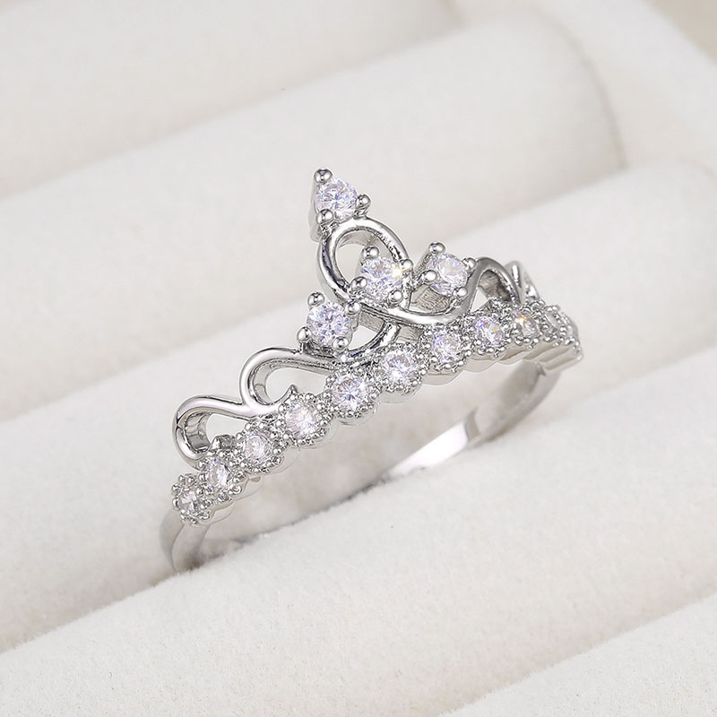Personalized Creative Zirconia Crown Ring Distributor