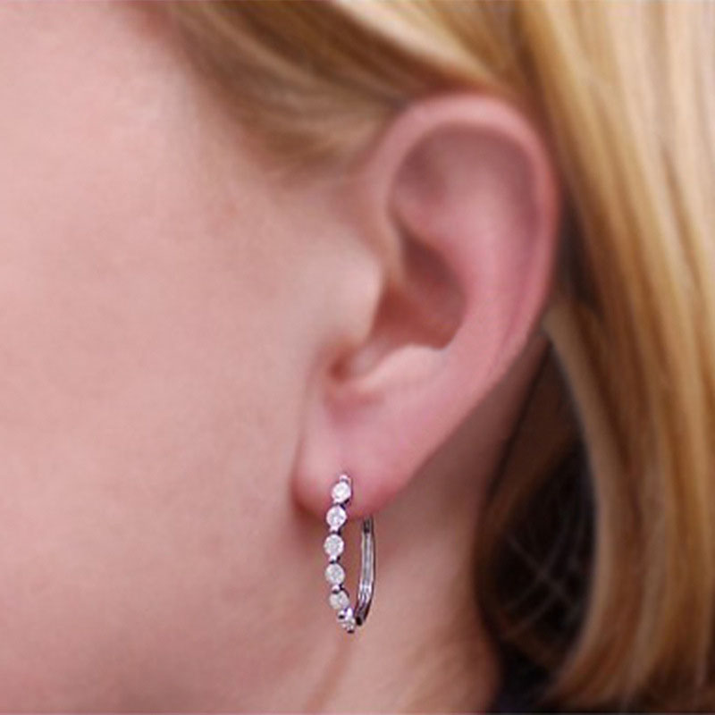 Wholesale Jewelry Wind Simple Earring Buckle Fashion Round Shape With Zirconia Earrings