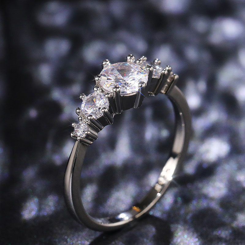 Wholesale Jewelry Fashionable Sparkling Diamond Round Zircon Ring