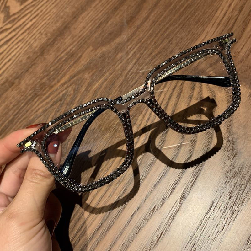 Trendy Square Leopard Print Frame Rhinestone Fashion Sunglasses Distributor