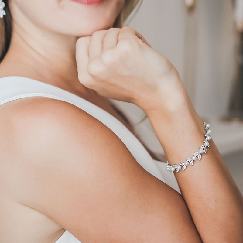 Simple Temperament Pearl Bracelet Evening Dress Accessories  Exquisite Full Diamond Zirconia Bracelet Distributor