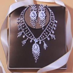 Water Drop Gemstone Necklace Earrings Set Bridal Rhinestone Set Jewelry Set Distributor