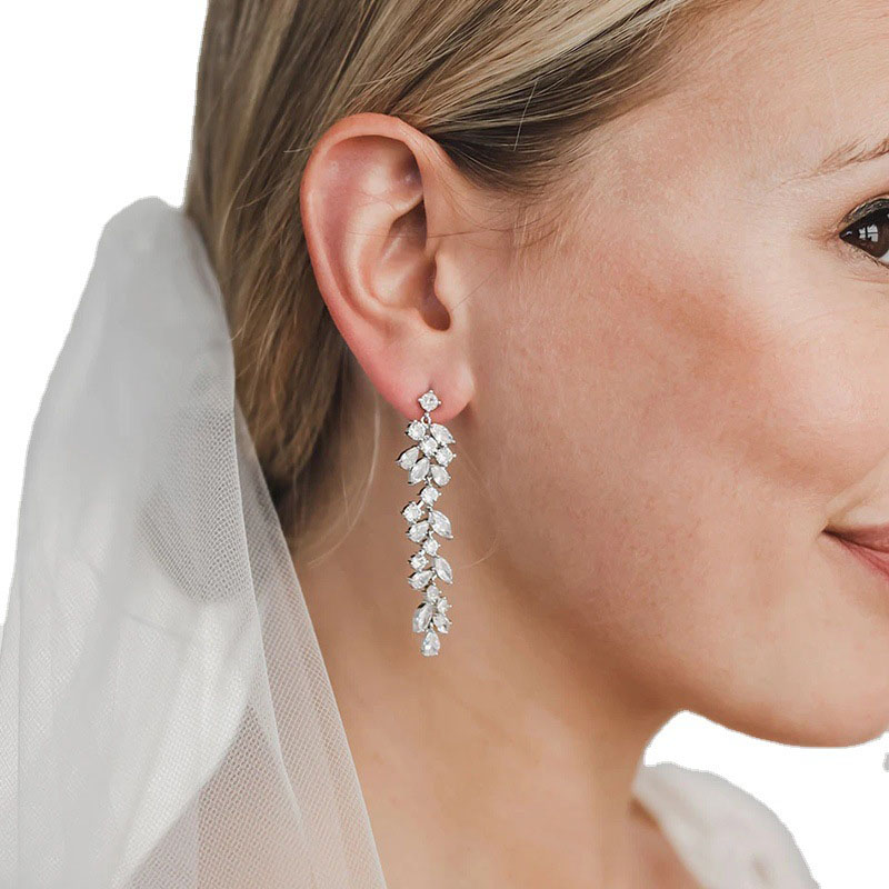 Wholesale Fashion Light Luxury Zircon Earrings Bridal Wedding Long Earrings