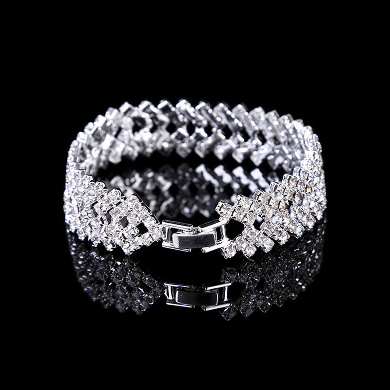 Fashion Diamond Bracelet Exquisite Hand Jewelry Multi-layer Bridal Rhinestone Bracelet Manufacturer